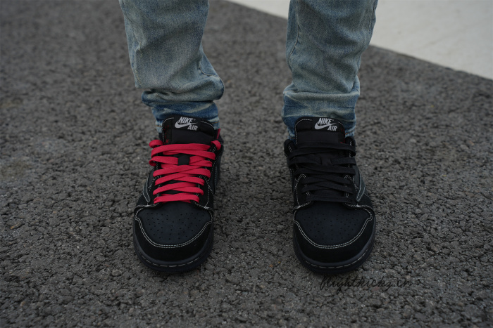 Travis Scott x Nike Air Jordan 1 Low OG “Black/Phantom”  (LN5 A1 Batch)