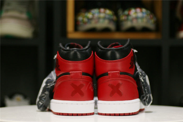 Air Jordan 1 OG  Banned/Bred  2011 (LN5 A1 Batch)