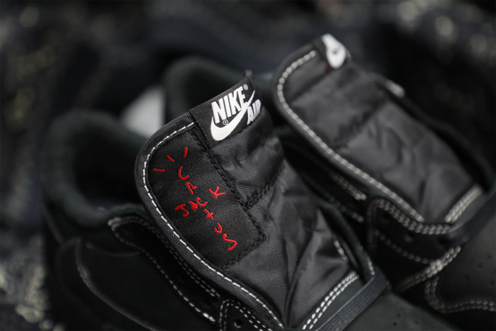 Travis Scott x Nike Air Jordan 1 Low OG “Black/Phantom”  (LN5 A1 Batch)