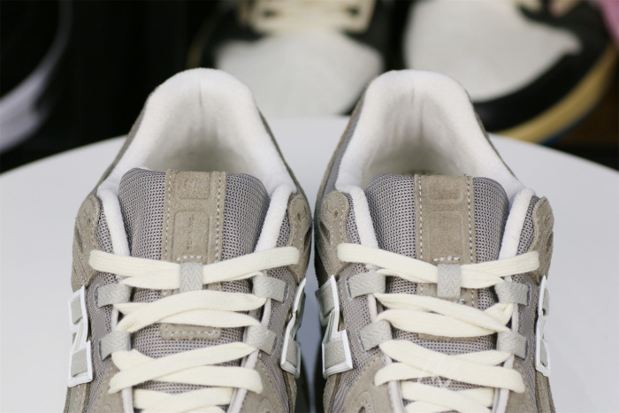 New Balance 1906R Beige Cream