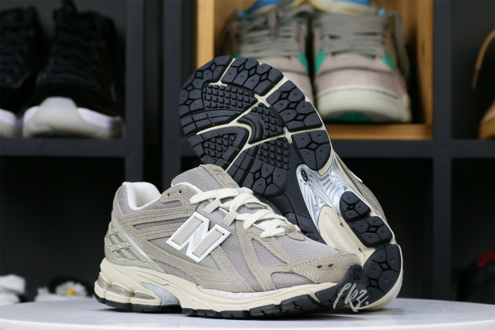 New Balance 1906R Beige Cream