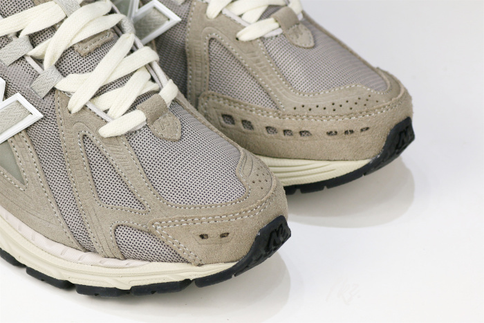 New Balance 1906R Beige Cream