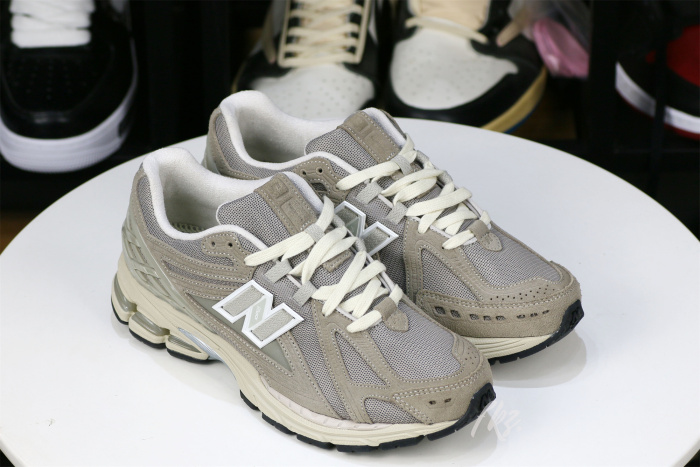 New Balance 1906R Beige Cream