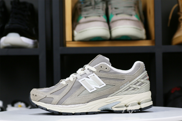 New Balance 1906R Beige Cream