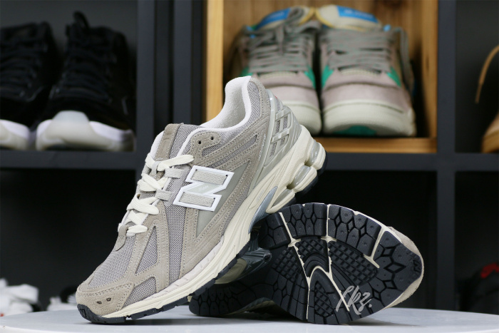 New Balance 1906R Beige Cream