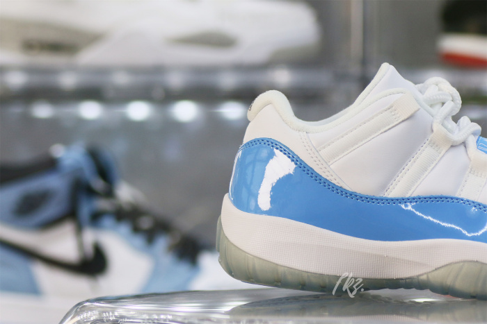 Air Jordan 11 Retro Low  UNC