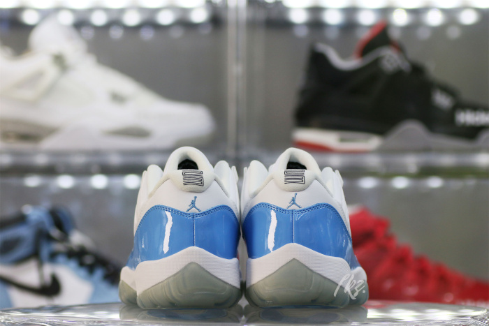 Air Jordan 11 Retro Low  UNC