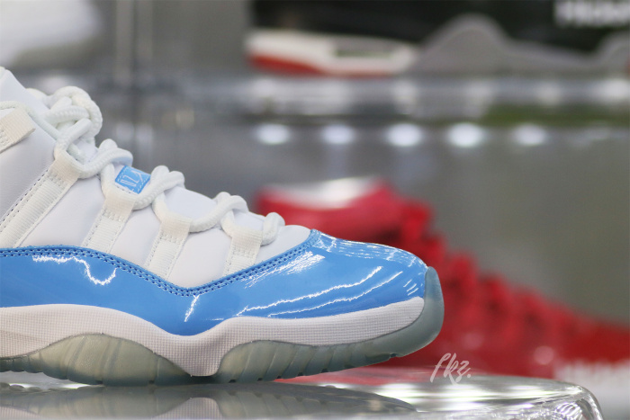 Air Jordan 11 Retro Low  UNC