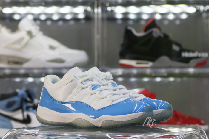 Air Jordan 11 Retro Low  UNC