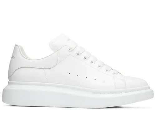 Alexande* McQuee* Oversized Sneaker 'White'
