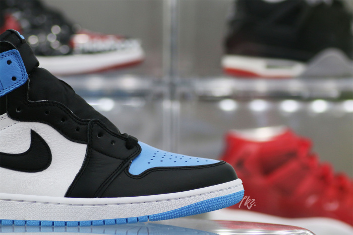 Air Jordan 1 Retro High OG University Blue UNC 2023  (LN5 A1 Batch)