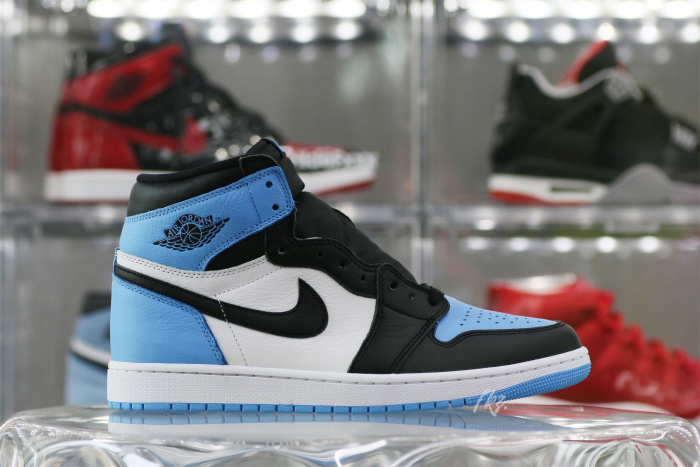 Air Jordan 1 Retro High OG University Blue UNC 2023  (LN5 A1 Batch)