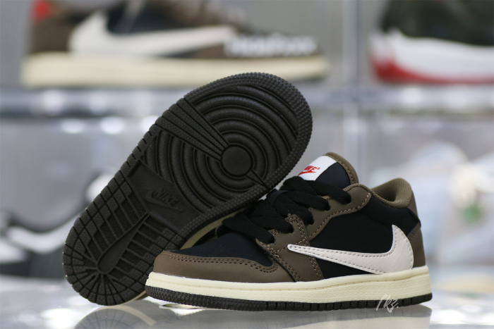 Travis Scott X Air Jordan 1 Low 'Cactus Jack'  Kid