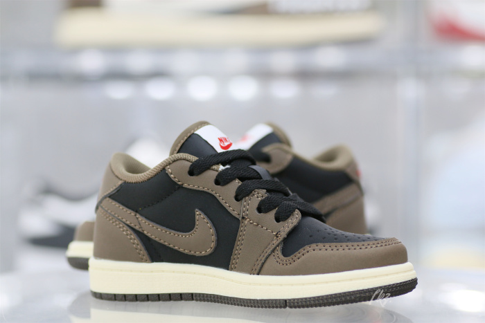 Travis Scott X Air Jordan 1 Low 'Cactus Jack'  Kid