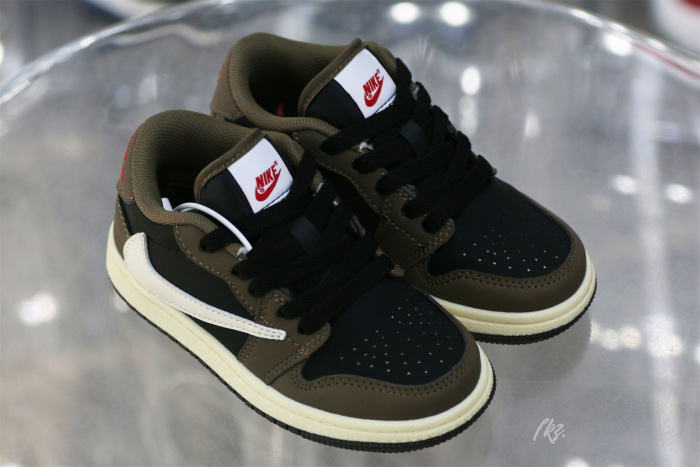 Travis Scott X Air Jordan 1 Low 'Cactus Jack'  Kid