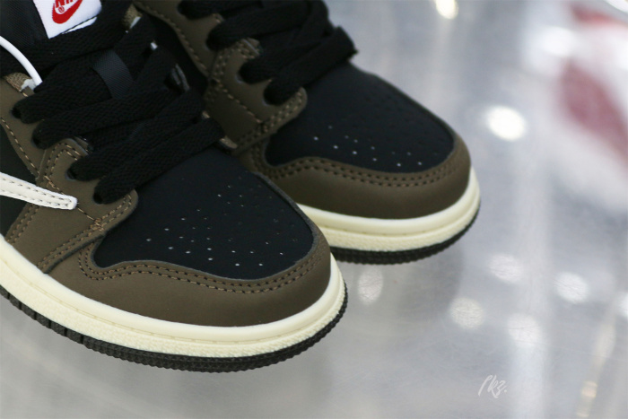 Travis Scott X Air Jordan 1 Low 'Cactus Jack'  Kid