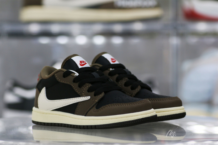 Travis Scott X Air Jordan 1 Low 'Cactus Jack'  Kid