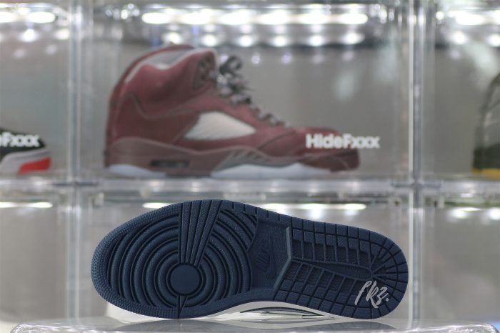 Air Jordan 1 Retro Low Metallic Blue