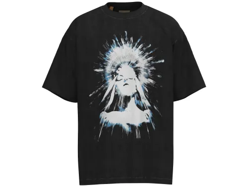 Gallery Dep Under the light, the portrait of the goddess is printed and washed to make old short sleeves.