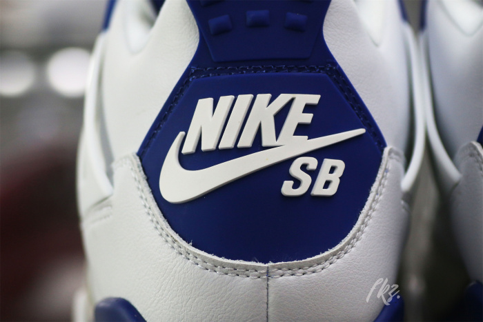 Nike SB x Air Jordan 4 “Sapphire”