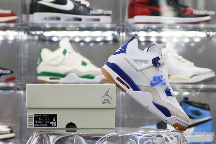 Nike SB x Air Jordan 4 “Sapphire”