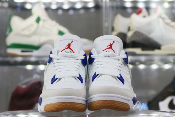 Nike SB x Air Jordan 4 “Sapphire”