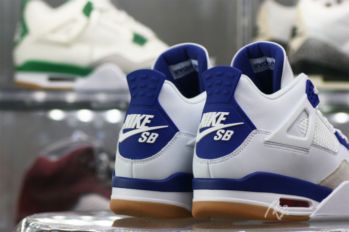 Nike SB x Air Jordan 4 “Sapphire”