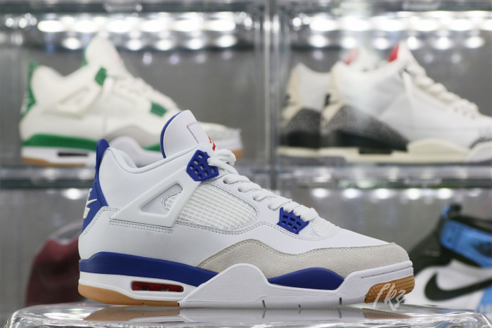Nike SB x Air Jordan 4 “Sapphire”