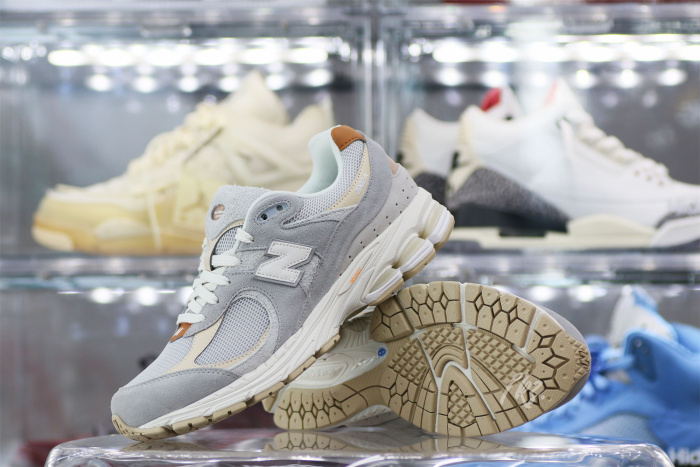 New Balance 2002R Concrete Grey