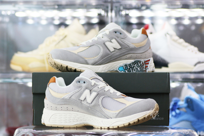 New Balance 2002R Concrete Grey