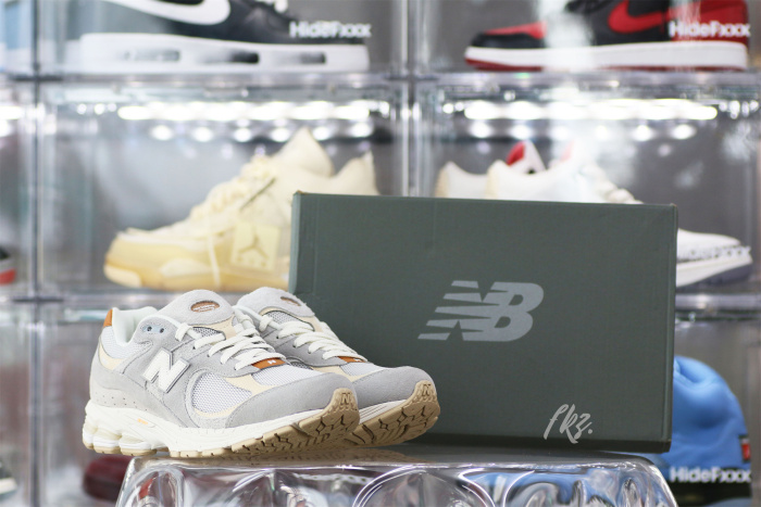 New Balance 2002R Concrete Grey