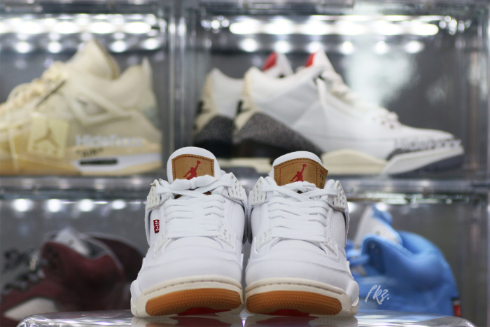 Air Jordan 4 Retro Levi's White (Levi's Tag)