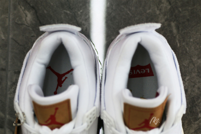 Air Jordan 4 Retro Levi's White (Levi's Tag)
