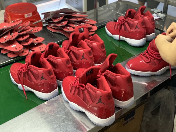 Air Jordan 11 Retro  Win Like 96/Gym Red 2017  (LN5 A1 Batch)