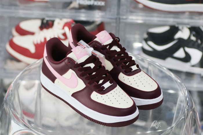 Nike Air Force 1 Low '07 Valentine’s Day (2023)