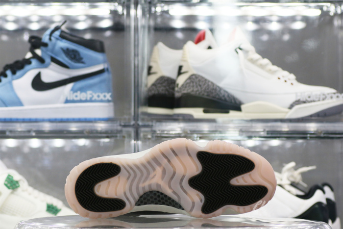 Air Jordan 11  “Neapolitan”（WMNS） (Ln5 A1 Batch)