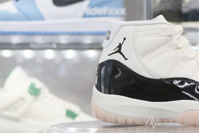 Air Jordan 11  “Neapolitan”（WMNS） (Ln5 A1 Batch)