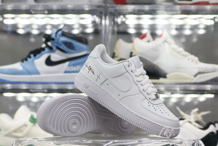 Nike Air Force 1 Low '07 White (Travis Scott Cactus Jack Utopia Edition)