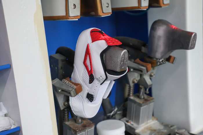 Air Jordan 4  Red Cement  2023 (LN5 A1 Batch)