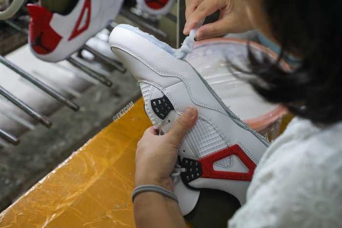 Air Jordan 4  Red Cement  2023 (LN5 A1 Batch)