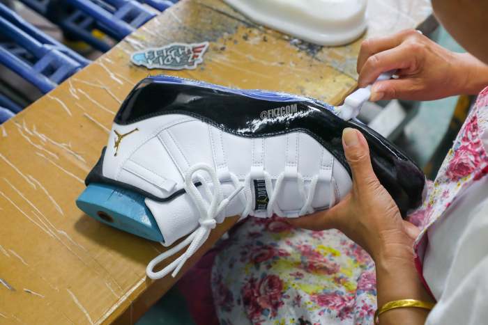 Air Jordan 11 DMP Gratitude 2023 (LN5 A1)