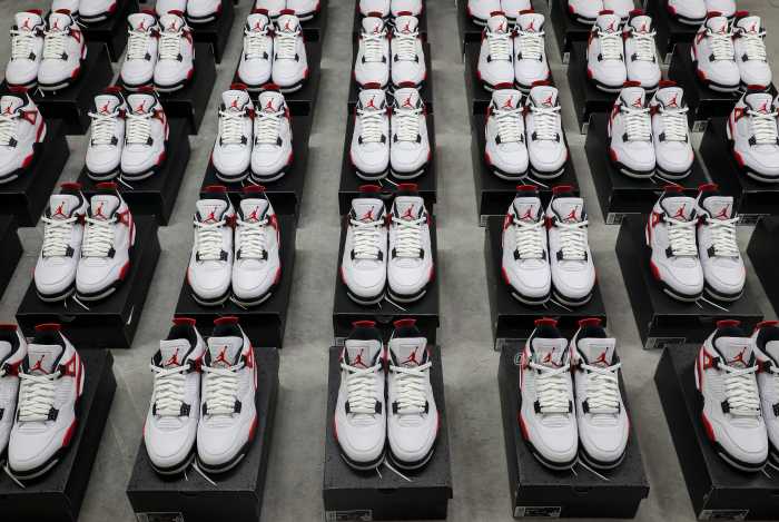 Air Jordan 4  Red Cement  2023 (LN5 A1 Batch)
