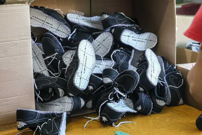 Travis Scott x Nike Air Jordan 1 Low OG “Black/Phantom”  (LN5 A1 Batch)