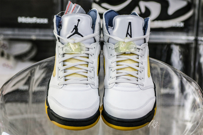 A Ma Maniere Air Jordan 5 SP  Photon Dust/Diffused Blue WMS(LN5 A1)