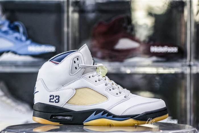 A Ma Maniere Air Jordan 5 SP  Photon Dust/Diffused Blue WMS(LN5 A1)