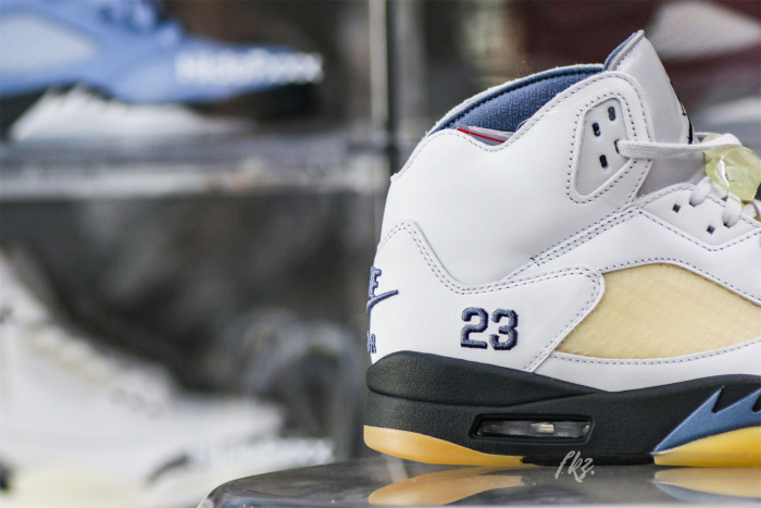 A Ma Maniere Air Jordan 5 SP  Photon Dust/Diffused Blue WMS(LN5 A1)