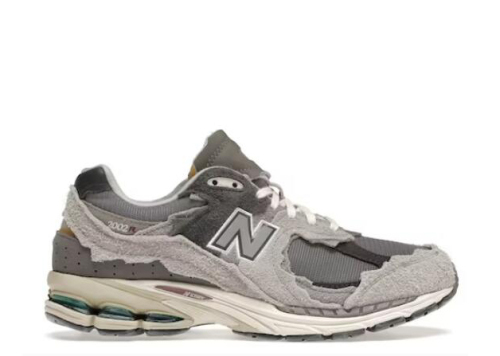 New Balance 2002R “Light Dark Tan”