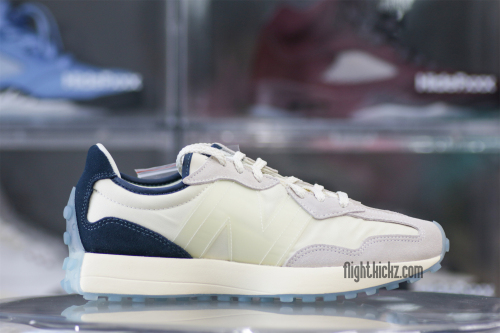 New Balance  'Creamwhite'