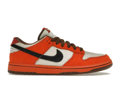 Nike SB Dunk Low Top Ramen 2009