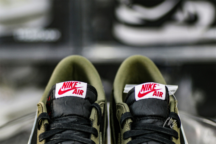Travis Scott x Air Jordan 1 Low Black Olive  (LN5 A1 Batch)